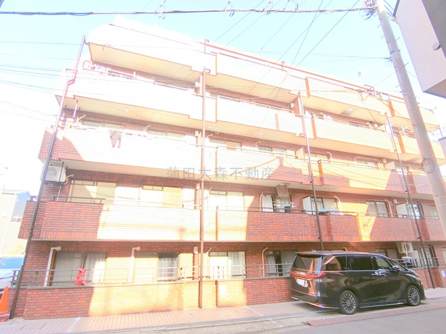 三番館竹下の外観|1990年6月築　RC鉄筋コンクリート造地上5階建て総戸数15戸
東京都大田区池上3丁目　東急池上線池上駅最寄り徒歩9分