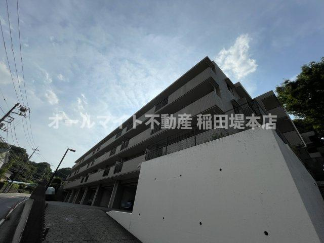 川崎市麻生区王禅寺東３丁目の賃貸マンション