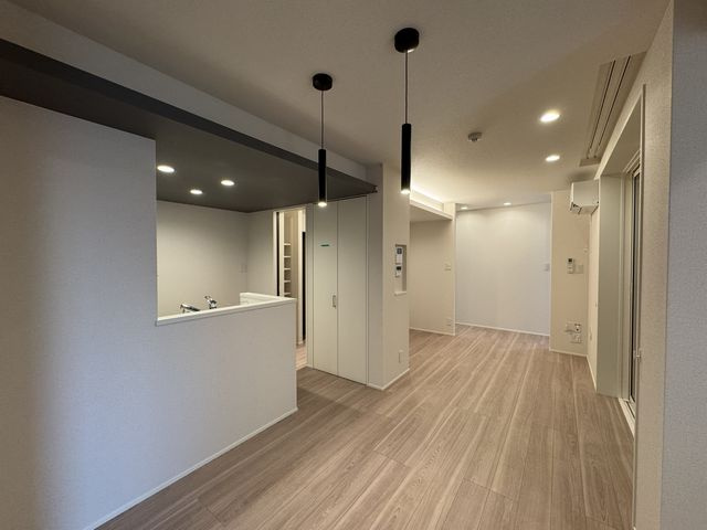 Malienaの居間・リビング|こちらの居間で趣味の時間をお楽しみください