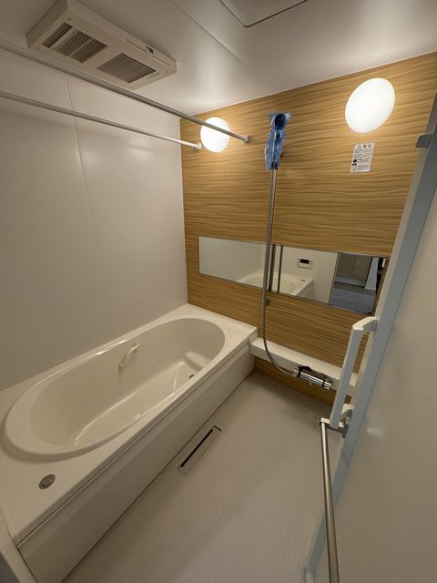 Malienaの浴室|きれいなお風呂です♪
24時間換気システム・浴室換気乾燥暖房機能付き