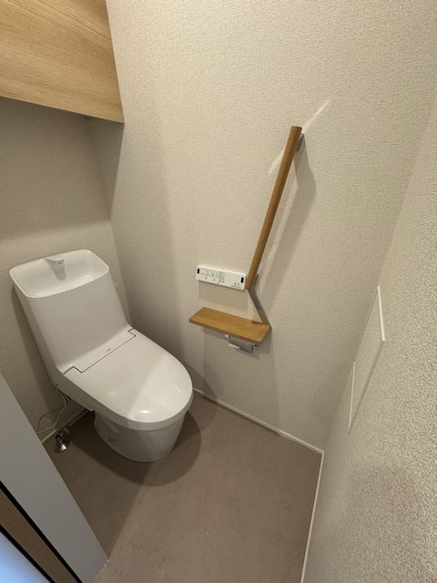 Malienaのトイレ|ゆったりとした空間のトイレです♪
温水洗浄暖房便座付き
