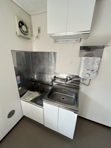 エコーハイツのキッチン|※別号室参考写真です