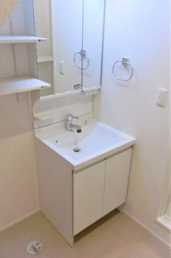 ソルディアス クローバーの洗面所