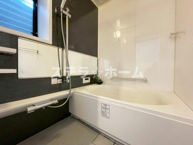 内本町3 中古戸建の浴室|落ち着いた空間のお風呂です
