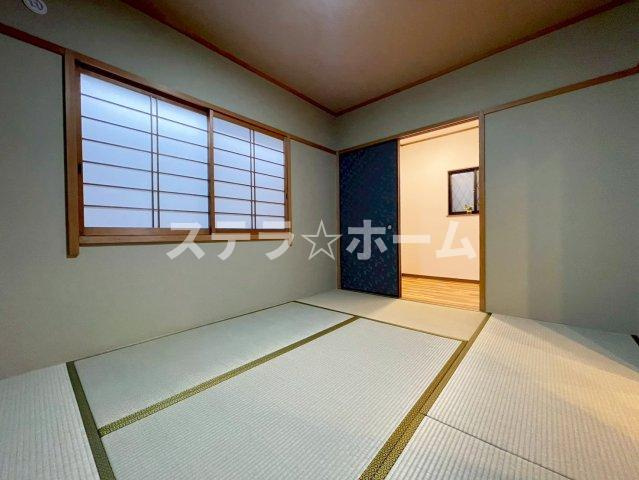 内本町3 中古戸建の和室|和室がひろがる居住スペース