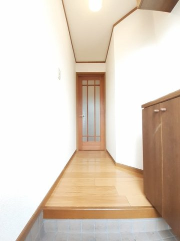 メゾン　アヴェニール　Ｂの玄関|きれいな玄関です
