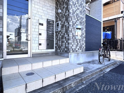 【エントランス】 | ハーモニーテラス長筬町Ⅱ | ゆとりのあるエントランスです