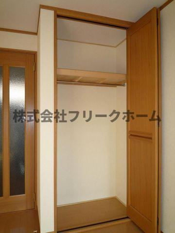 三鷹市井口１丁目のアパートの収納