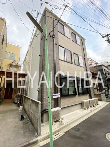 クレア南千住の外観