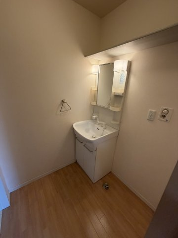 クラヴィエ南町の洗面所