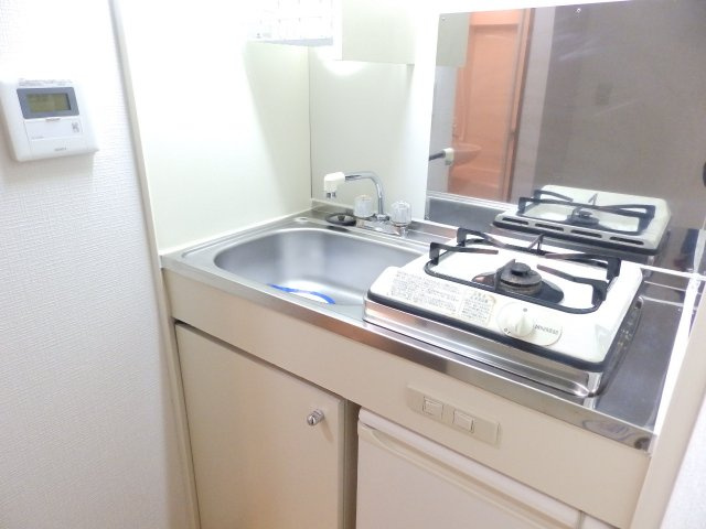 六甲ひのきのキッチン