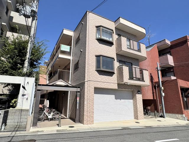 石岡第二マンションの外観