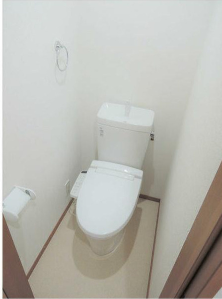 杉並区宮前３丁目のアパートのトイレ