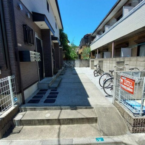 杉並区宮前３丁目のアパートの駐車場