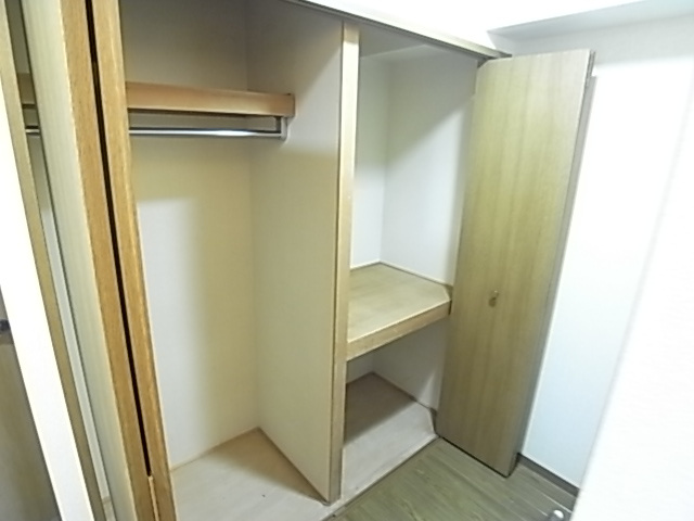 シェリール甲東園の収納
