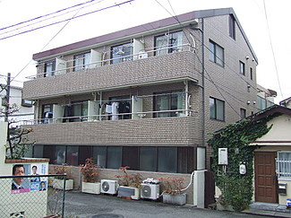 イナホハイツの外観