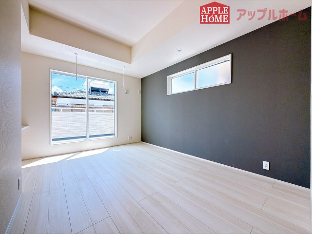 [新築住宅] 熊谷市円光2丁目 全1棟の洋室|２階居室は全室収納あり！たっぷりある収納活用でお部屋もキレイを保てます♪