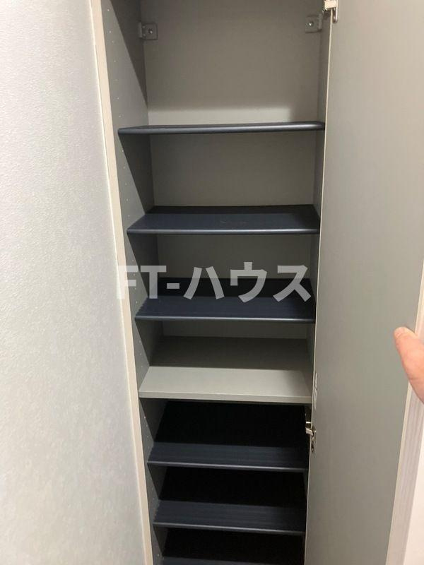 T.A船橋市前原西8丁目ⅢB棟の収納