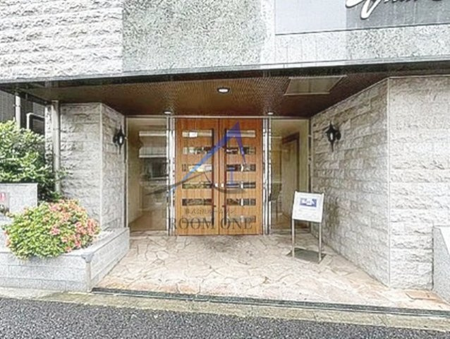 ガラ・ステーション四谷三丁目のエントランス|エントランスです。