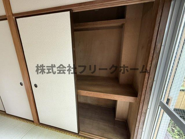 小金井市貫井北町１丁目の賃貸マンションの収納