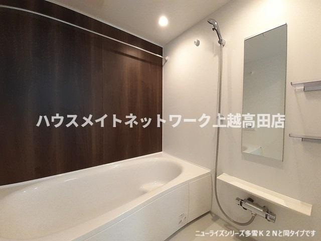 ベル　パトリ　Ｂの浴室|追焚機能付・１坪風呂（参考室内写真ニューライズシリーズ多雪K2Nと同タイプ）