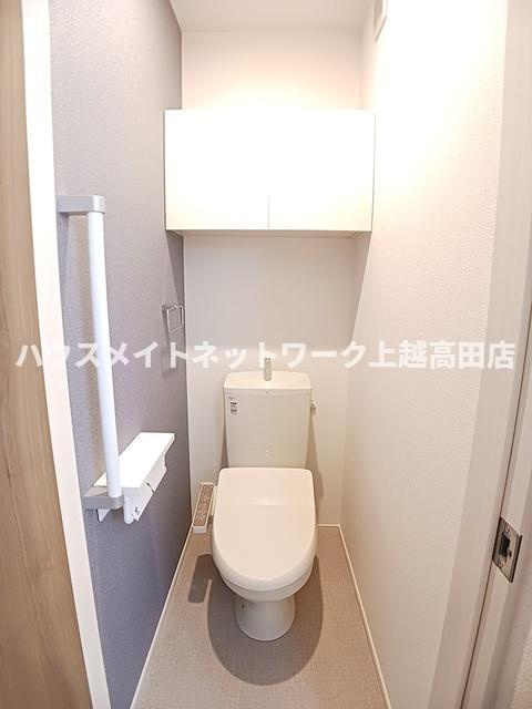 ベル　パトリ　Ｂのトイレ|温水洗浄暖房便座
