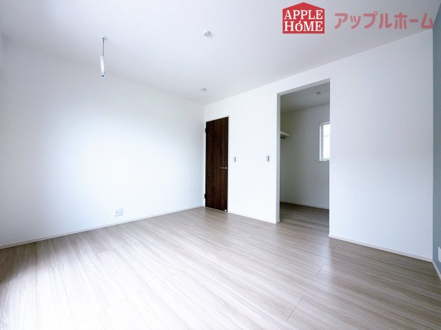 [新築住宅] 坂戸市片柳 4期 全2区画の洋室|２階居室は全室収納あり！たっぷりある収納活用でお部屋もキレイを保てます♪