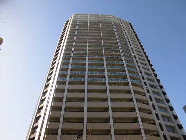 Brillia THE TOWER TOKYO YAESU AVENUEの外観