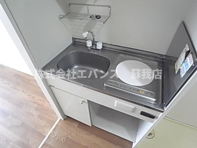 【キッチン】 | ロザール東千葉 | コンパクトなキッチンで掃除もラクラク
