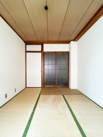原口コーポの和室