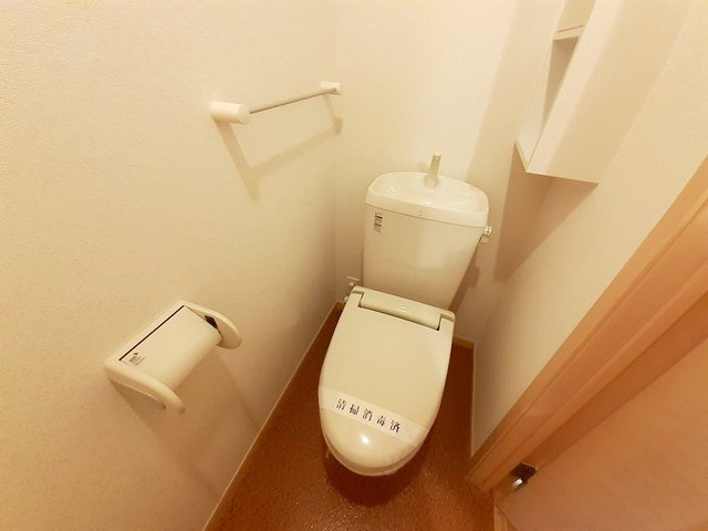 ヴィラ・シャンテ　Ａのトイレ