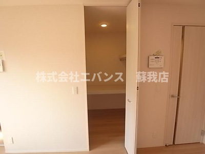 【収納】 | アイエム中川 | ちょっとした収納スペースも充実しています
