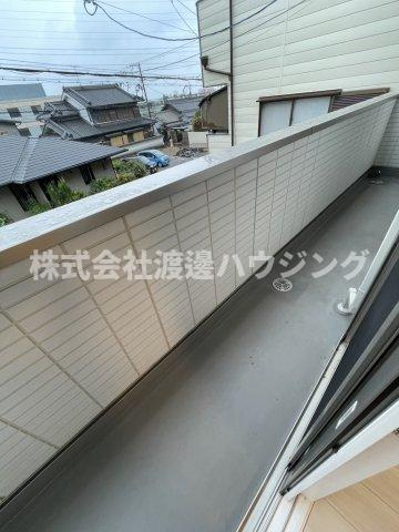 ミッドリバーのバルコニー