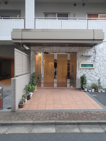 日神デュオステージ新御徒町のエントランス