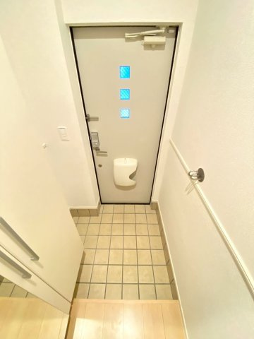 【玄関】