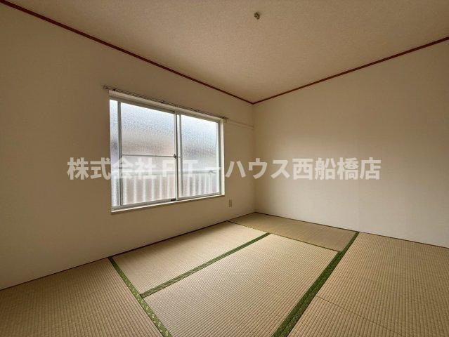 ＫＥ６番館の玄関