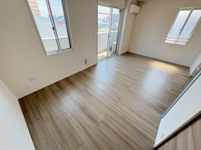 アーバンブリッジの寝室|当社、チルホームのHPもご覧ください(^^)/物件情報多数♪