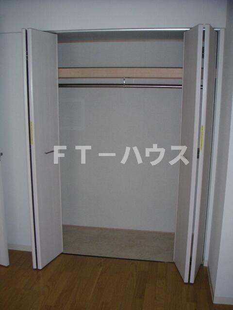 ラ・パラドール中山の収納