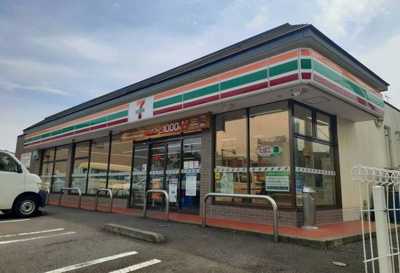 【周辺】 | フィオーレ三の丸 | セブンイレブン南町店まで400m