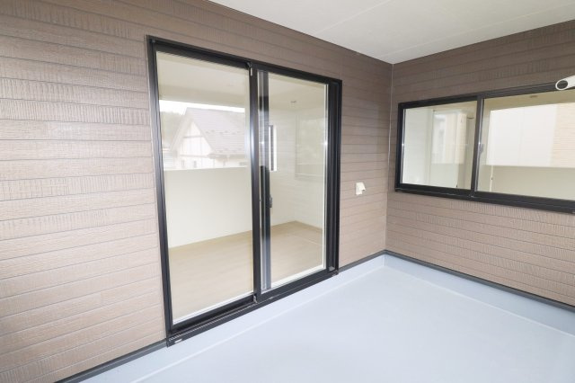 二本松市郭内2丁目　　　　1号棟　　　二本松北小学校、二本松第１中学区のバルコニー