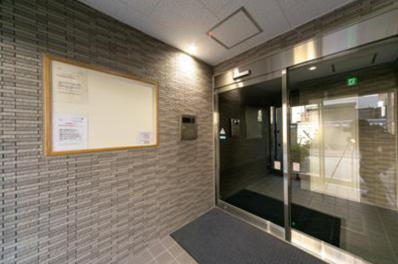 Court 初台のエントランス