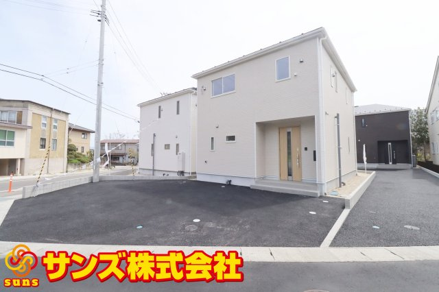 二本松市郭内2丁目　　　　２号棟　　　二本松北小学校、二本松第１中学区の外観|南東側から見た区画全体
