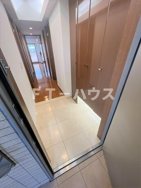 コスモ・ザ・パークス船橋の玄関