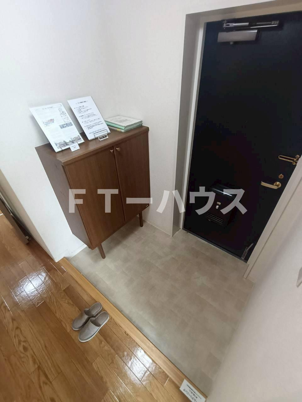 アイエムハイツ東中山の玄関