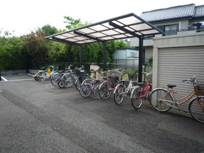 駐輪場あり。