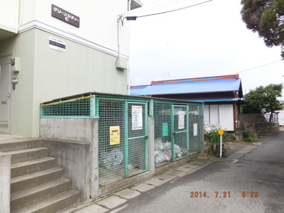 敷地内ごみ置き場