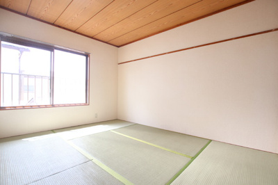 明るい和室６帖