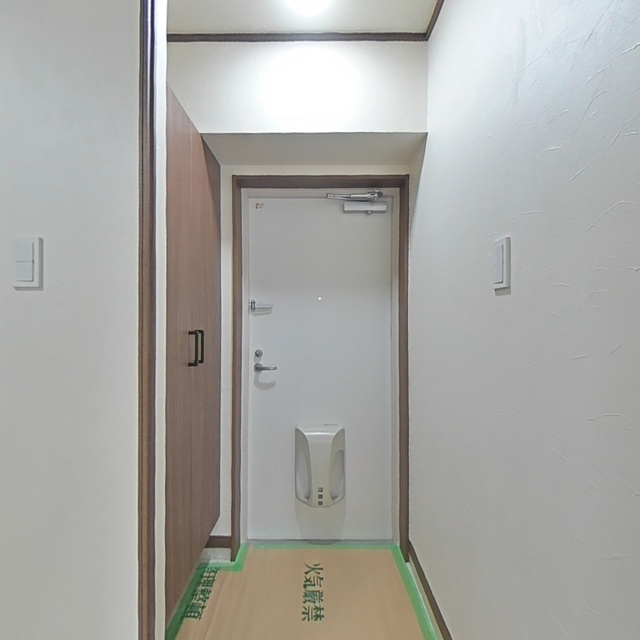 サンコーポ・オブサの玄関