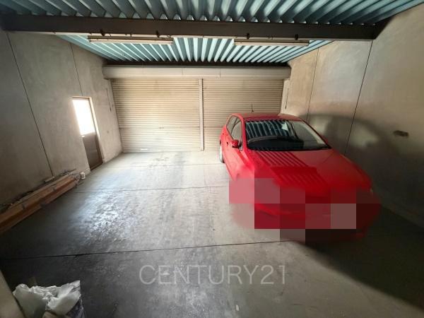 新里町新川中古の駐車場