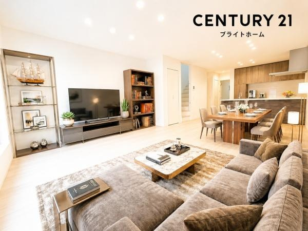 横浜市港北区新吉田東２丁目の新築一戸建の居間・リビング|自慢したくなるリビング！
形も良く家具の配置にも困りません。
※家具等はＣＧでの参考レイアウトです。